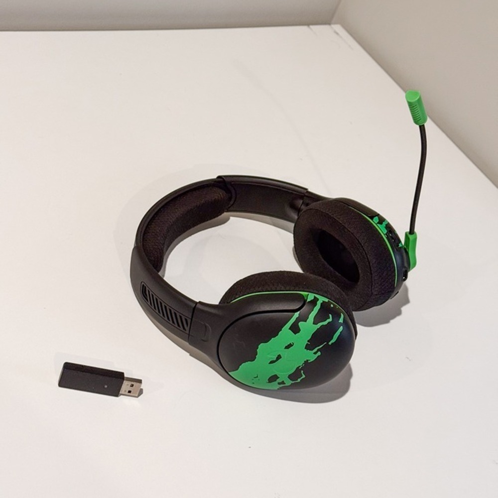 PDP AIRLITE Glow Pro Wireless Headset Jolt Green Glow-in-Dark for Xbox - Tested - Picture 2 of 10